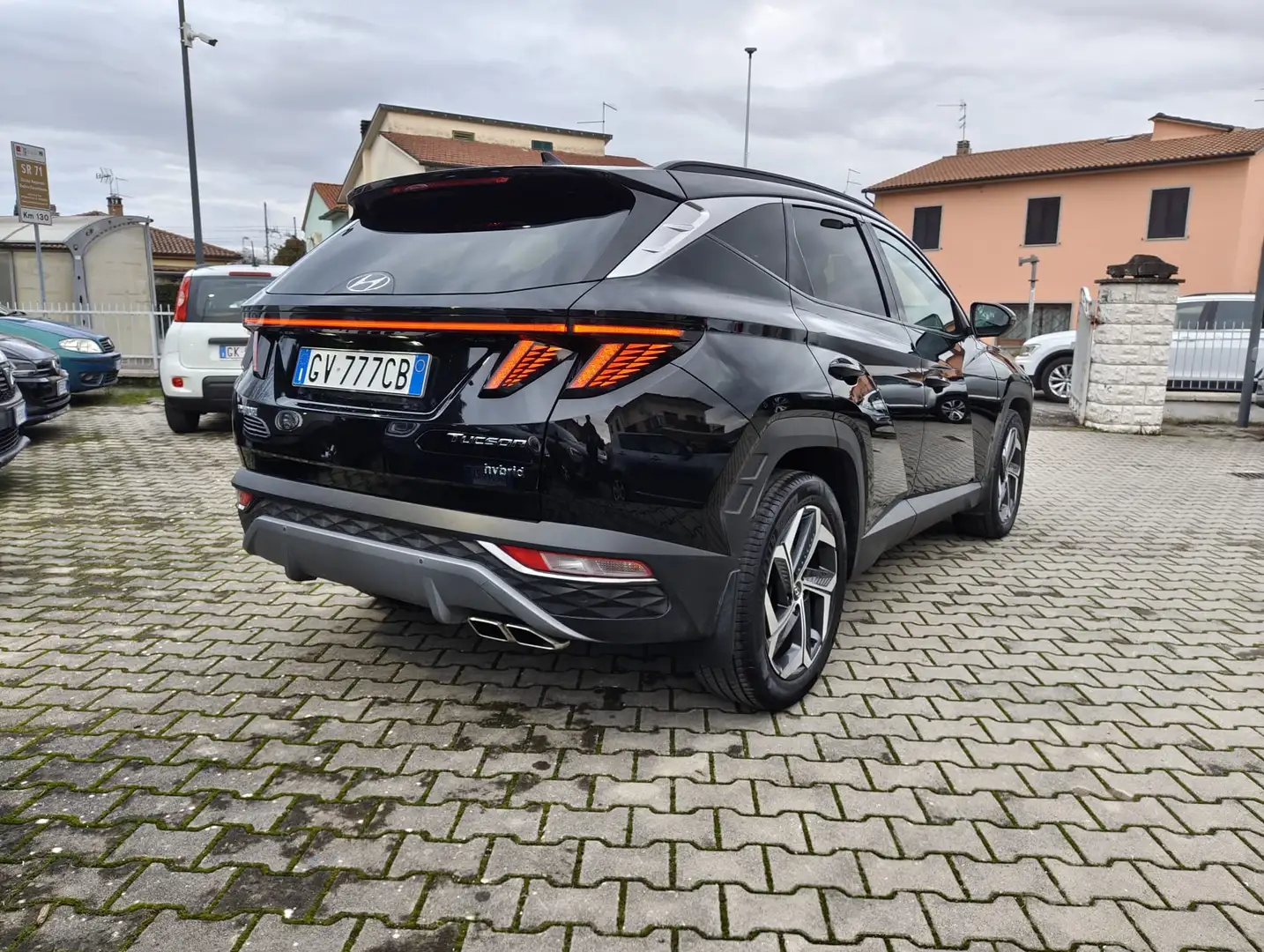 Hyundai TUCSON Tucson III 1.6 hev Exellence 2wd auto NO VINCOLI Nero - 2