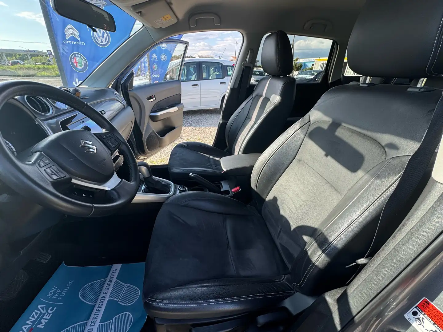Suzuki Vitara 1.6 ddis V-Top s&s 4wd allgrip dct Šedá - 2