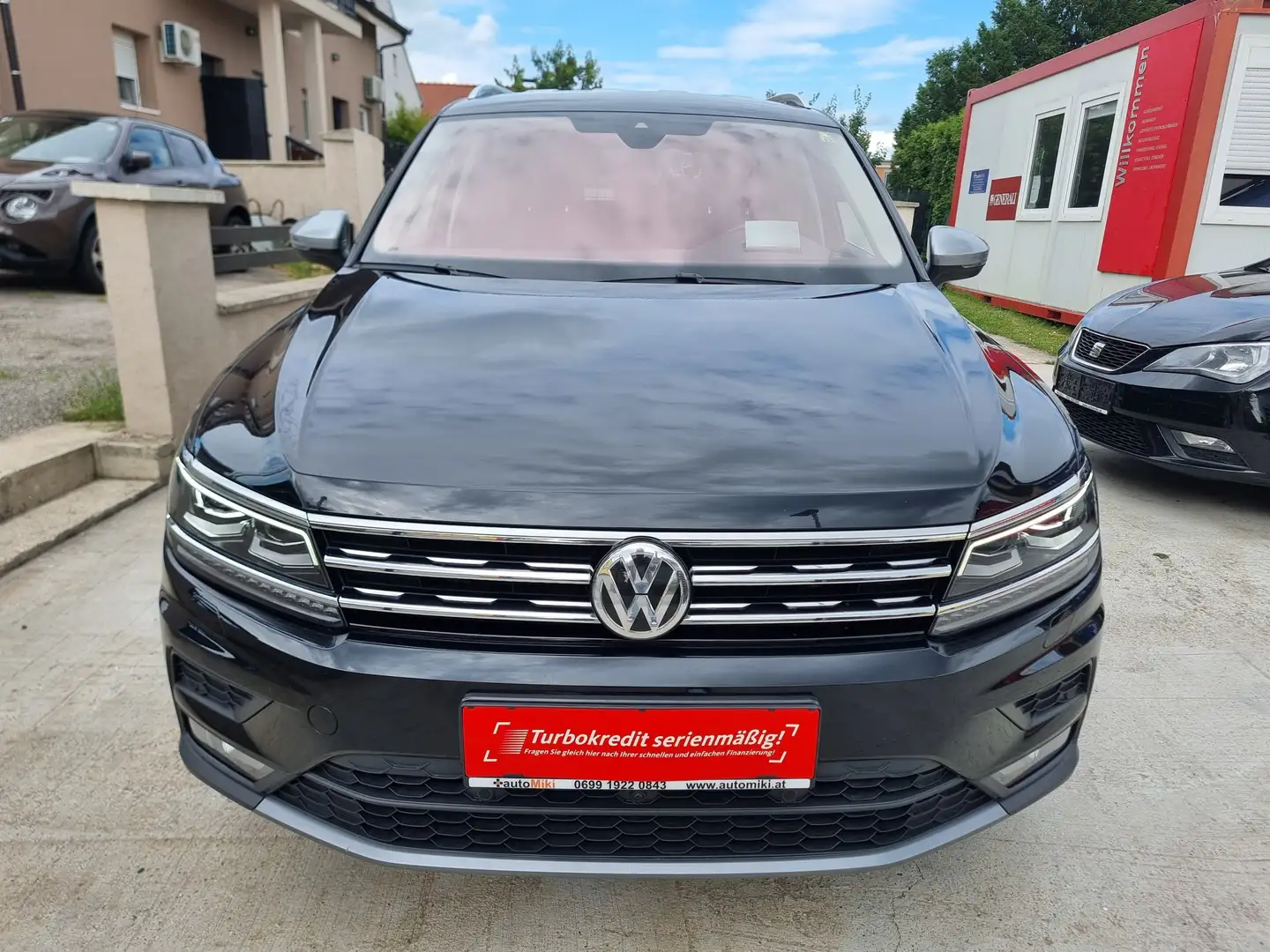Volkswagen Tiguan Allspace 7 Sitzer Allrad 2.0 Benzin Highline 4Motion Schwarz - 2