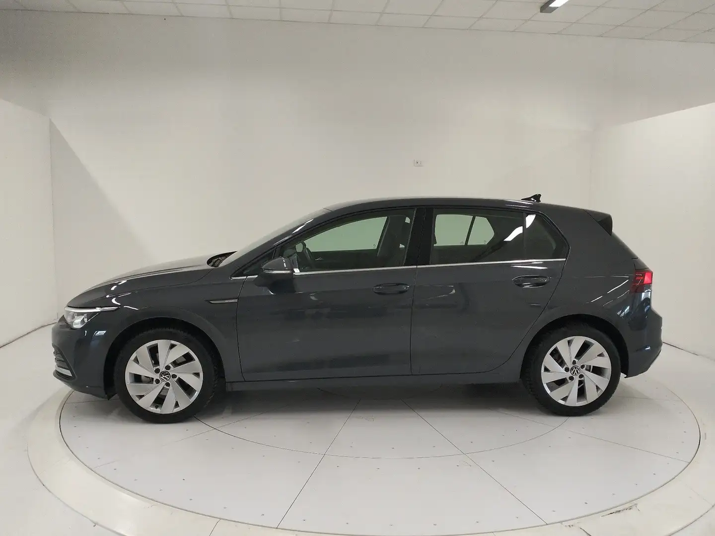 Volkswagen Golf 8ª serie 1.5 eTSI 130 CV EVO ACT DSG Style Gris - 2