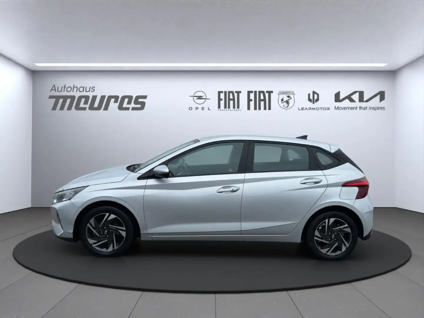 Hyundai i20 1.0 T-GDI Automatik KAMERA Apple CarPlay SHZ ACC Серебристый - 2