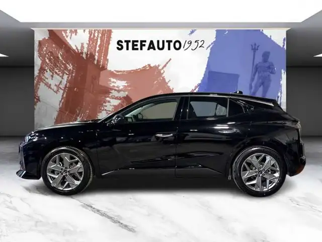 DS Automobiles DS 4 view 3