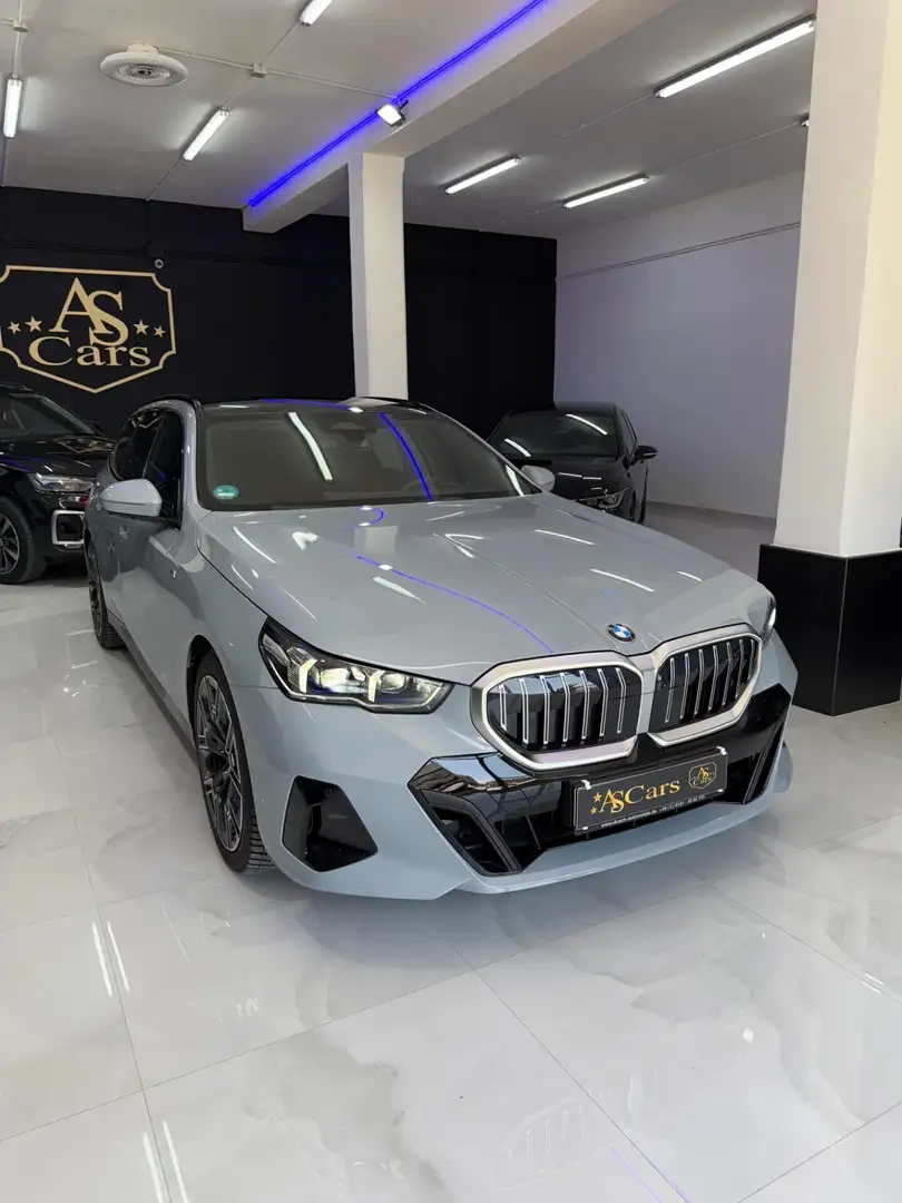 BMW 540 BMW 540d XDRIVE touring MSPORT Gris - 2