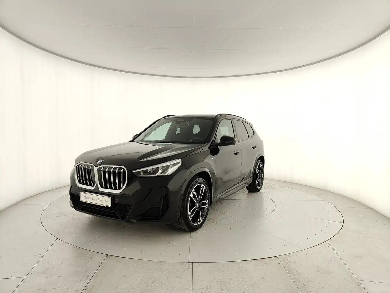 BMW X1 sdrive18d MSport auto — photo 1 of 15
