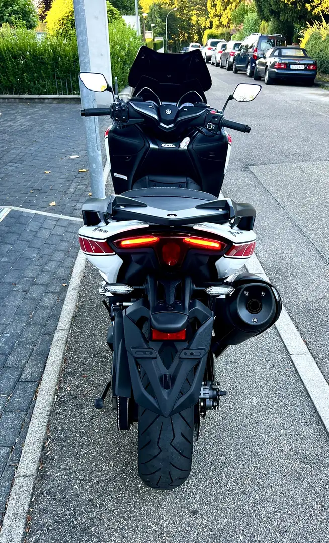 Yamaha TMAX 560 TECH MAX anniversary 50th nr.01 max. full version Білий - 2