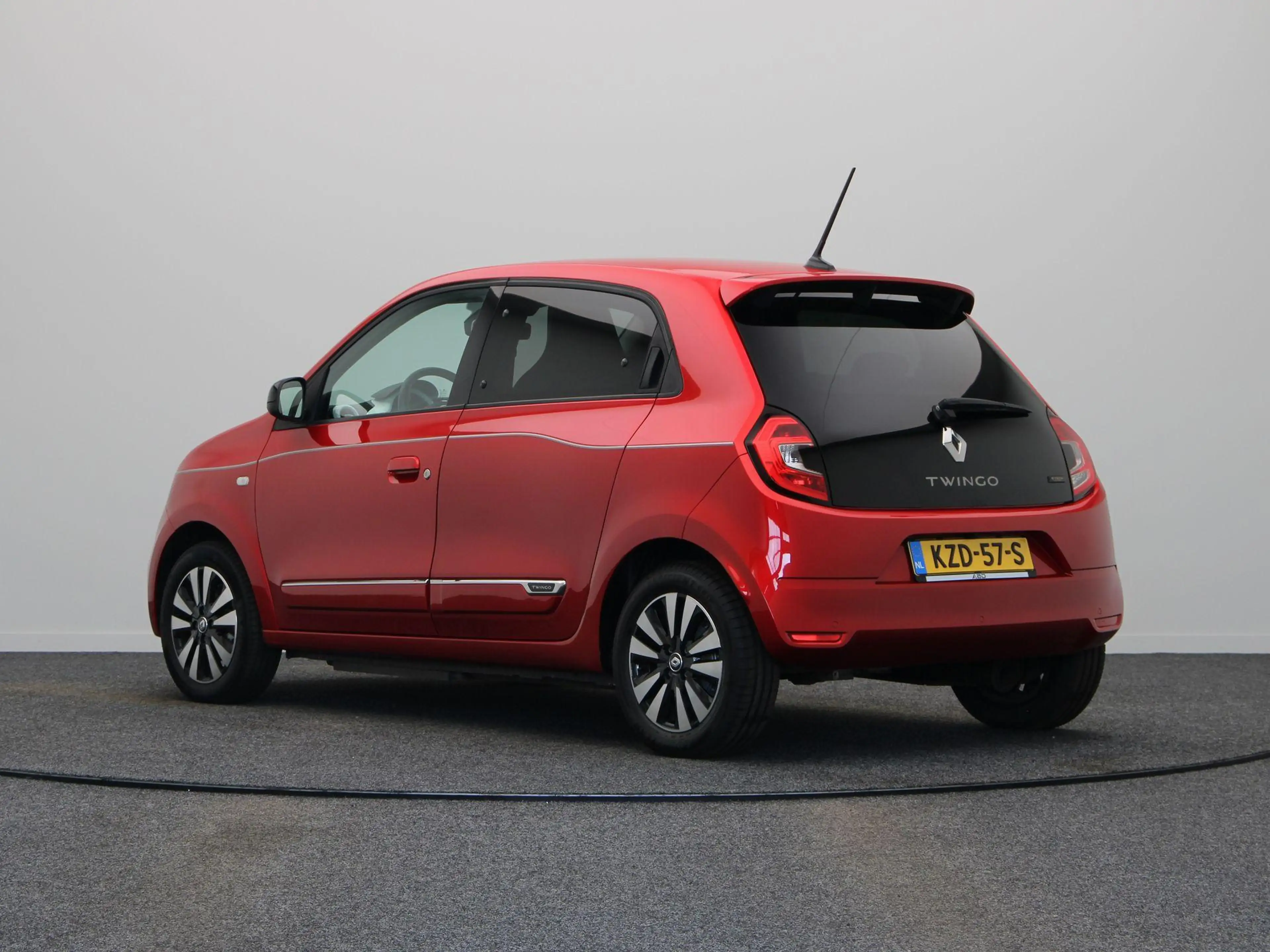 Renault Twingo Z.E. R80 Techno | 91% accu score | Achteruitrijcam — photo 2