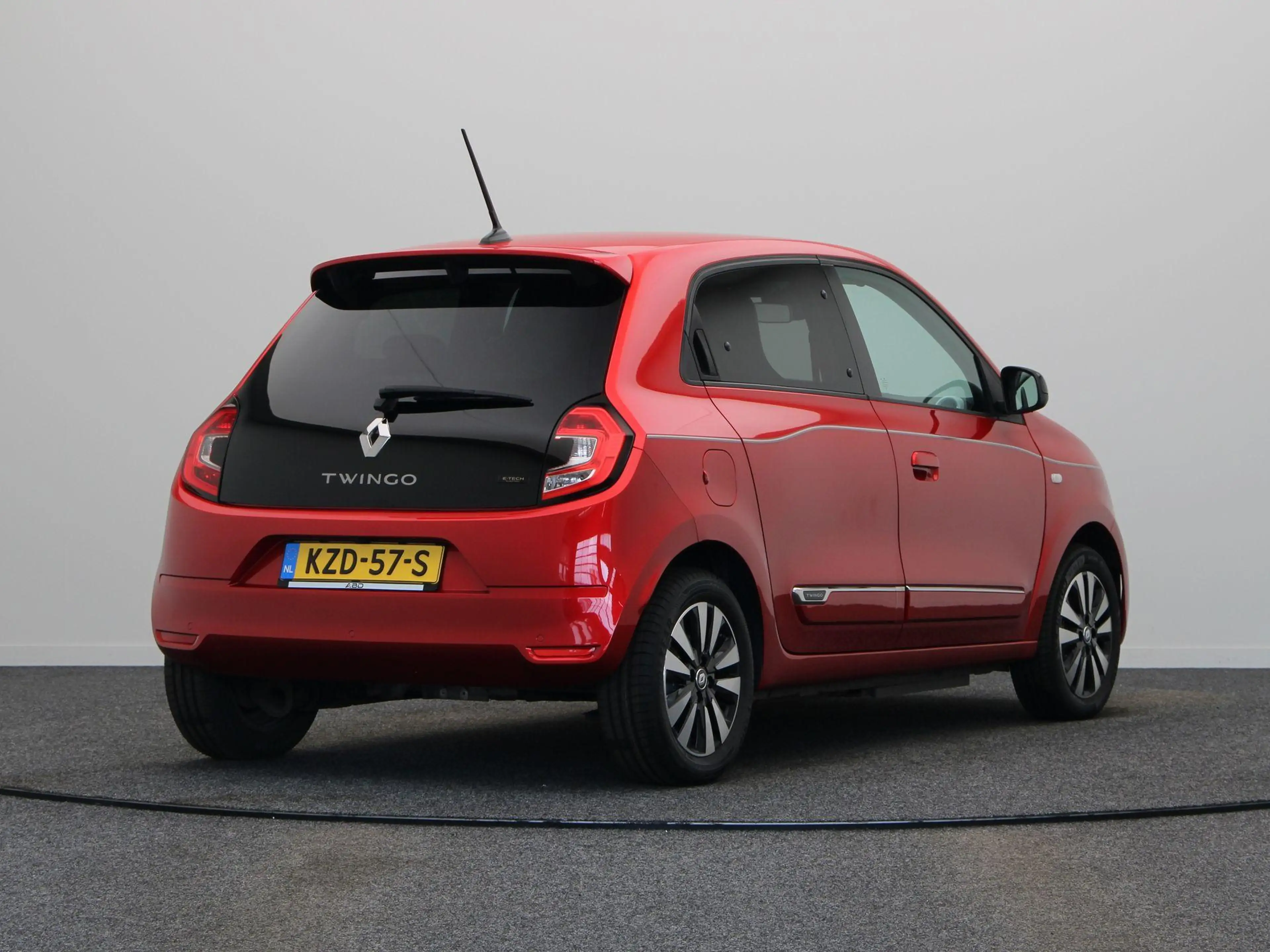 Renault Twingo Z.E. R80 Techno | 91% accu score | Achteruitrijcam — photo 12