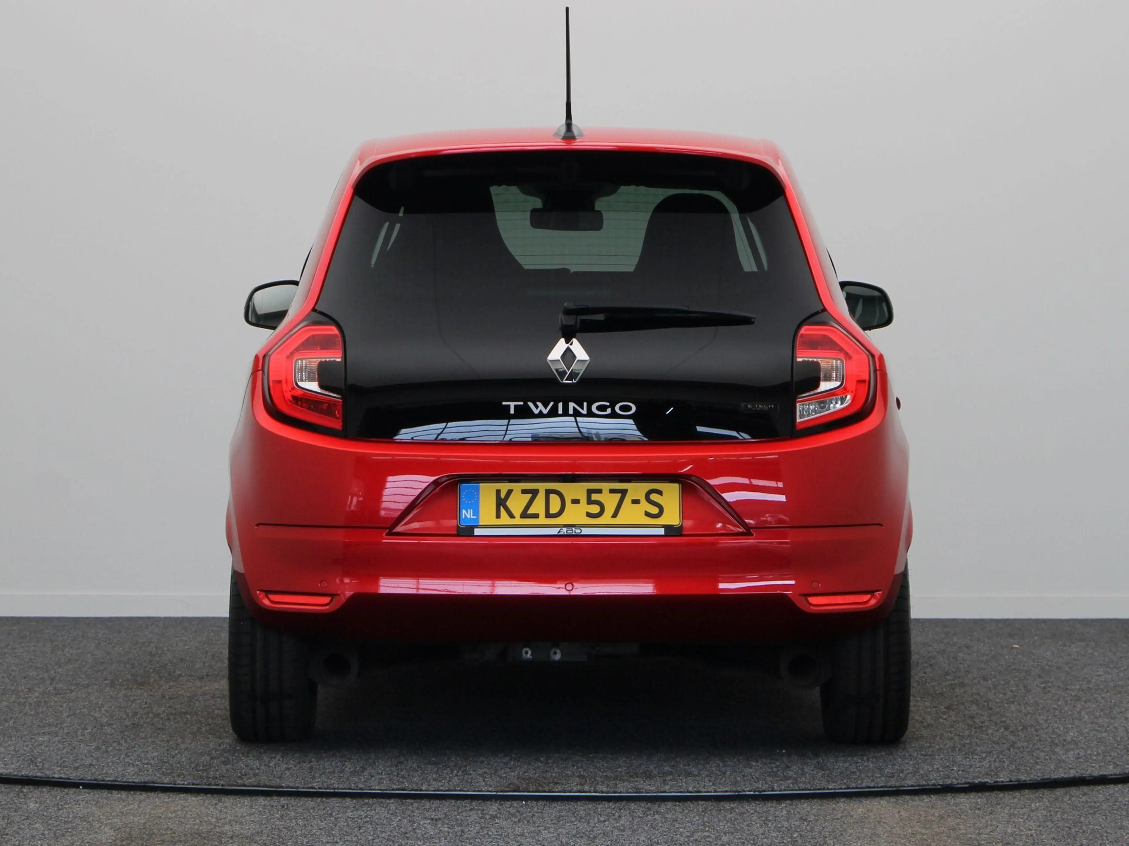 Renault Twingo Z.E. R80 Techno | 91% accu score | Achteruitrijcam — photo 8