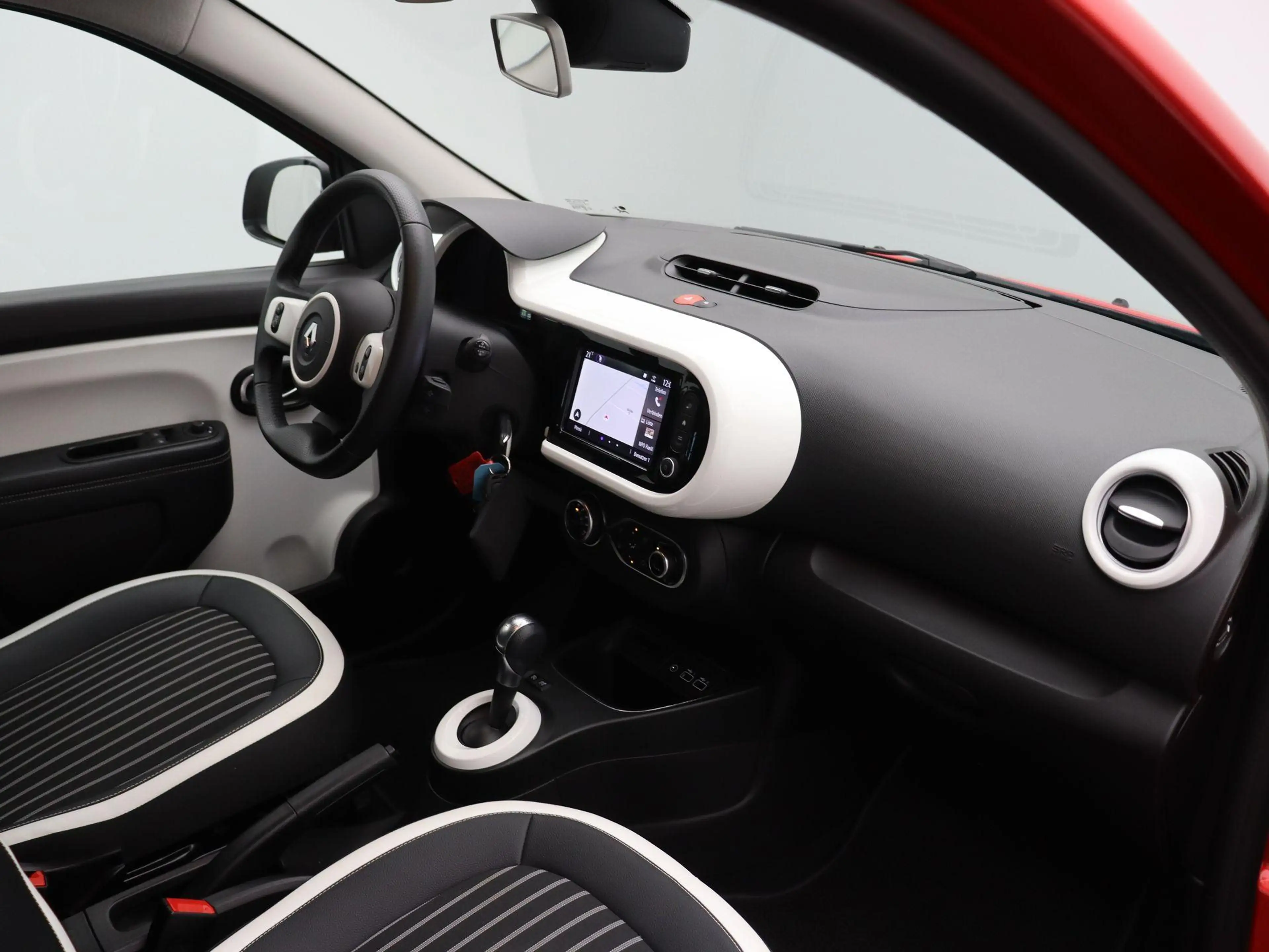 Renault Twingo Z.E. R80 Techno | 91% accu score | Achteruitrijcam — photo 6