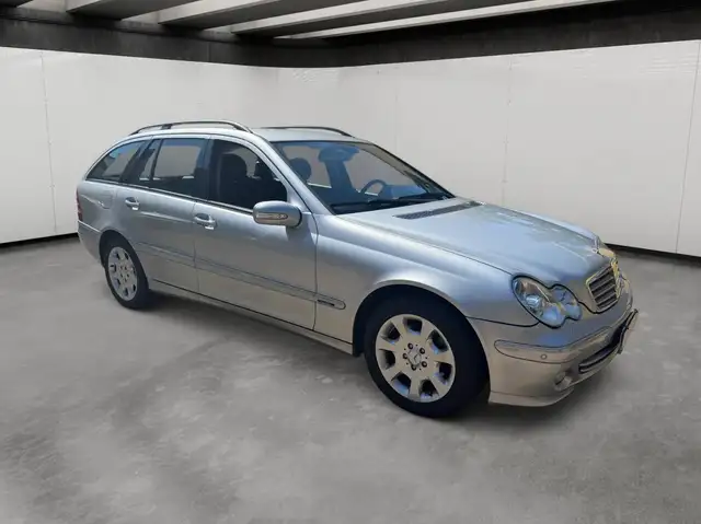Mercedes-Benz C 240 Classe C - W203 2005 SW V6 Elegance 4matic