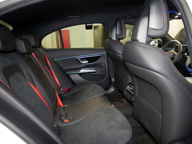 Mercedes-Benz E 53 AMG Hybrid 4M+ , AMG NIGHT MEMO 360 DISTR — photo 9