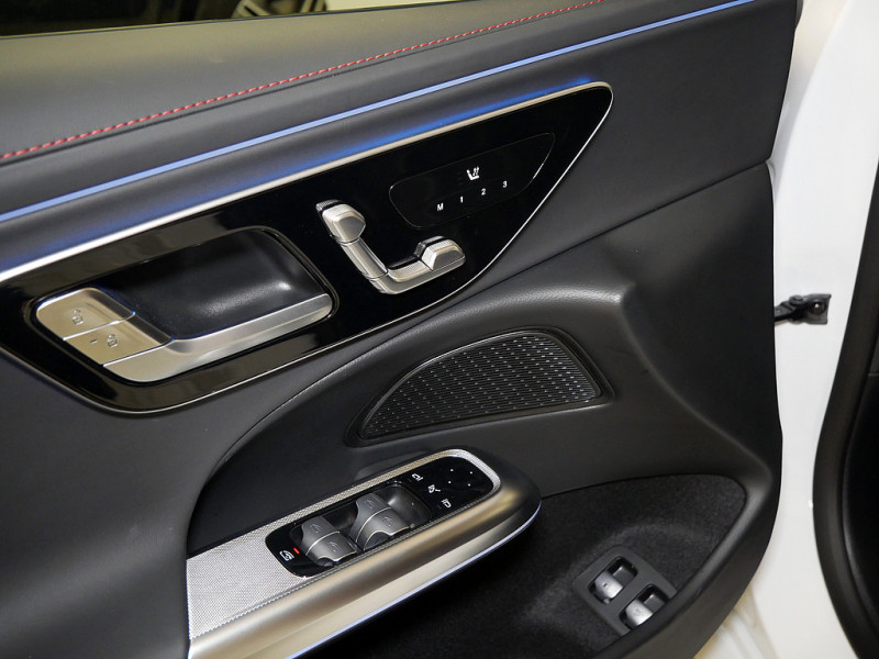Mercedes-Benz E 53 AMG Hybrid 4M+ , AMG NIGHT MEMO 360 DISTR — photo 15