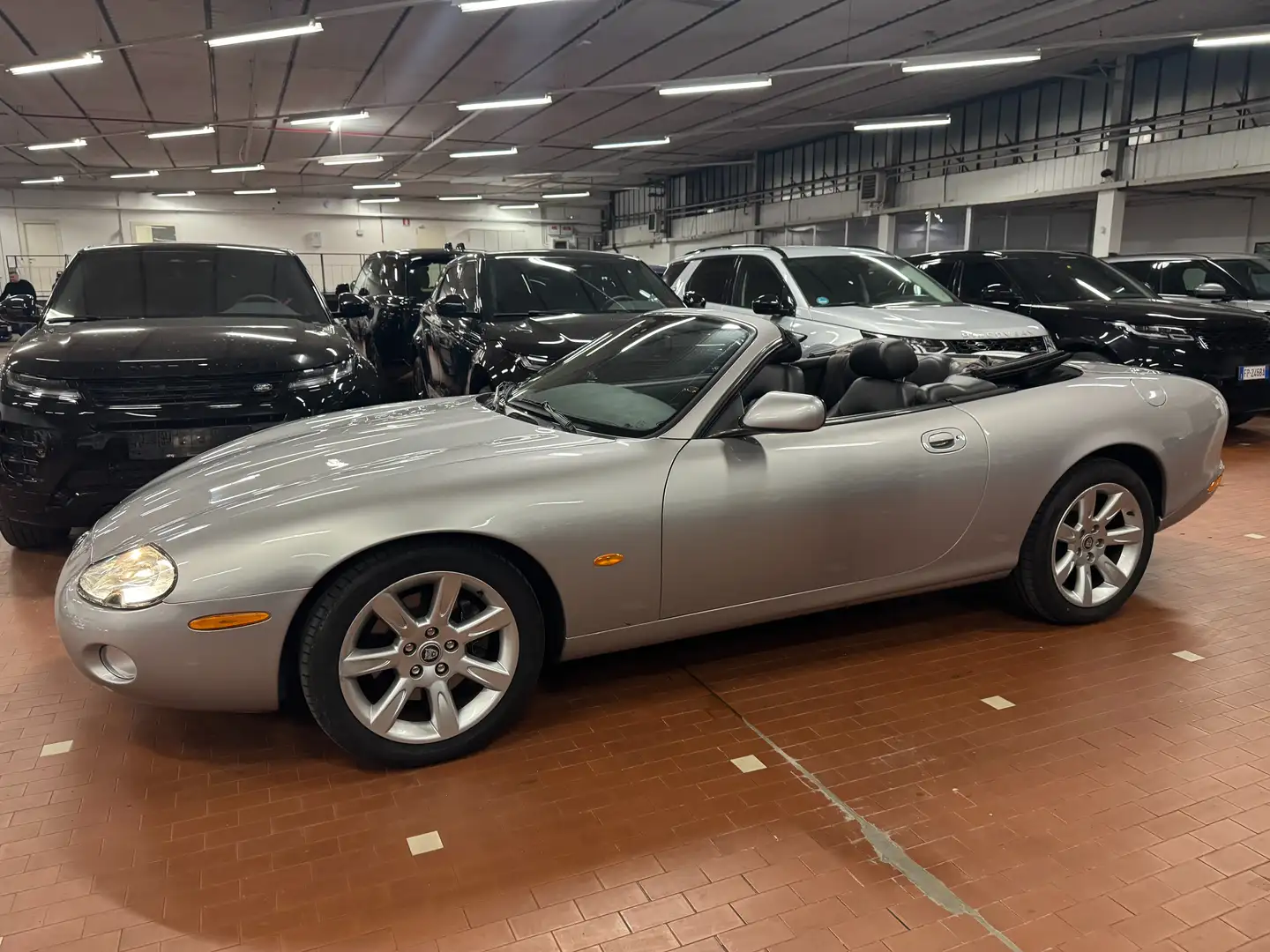 Jaguar XK8 Convertible 4.2 V8 Gri - 2