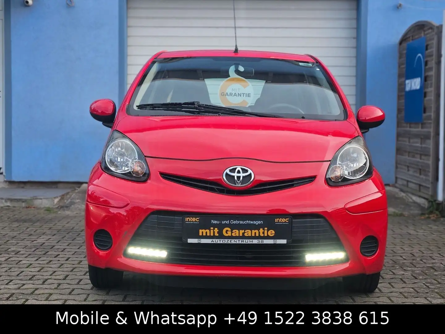 Toyota AYGO Cool Go NAVI 1.HAND ServiceNeu GARANTIE LED Rot - 2