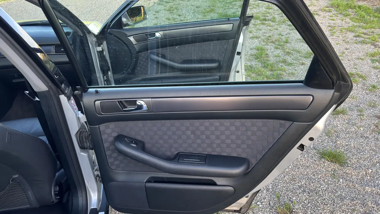 Audi A6 1.8 T, foto 3