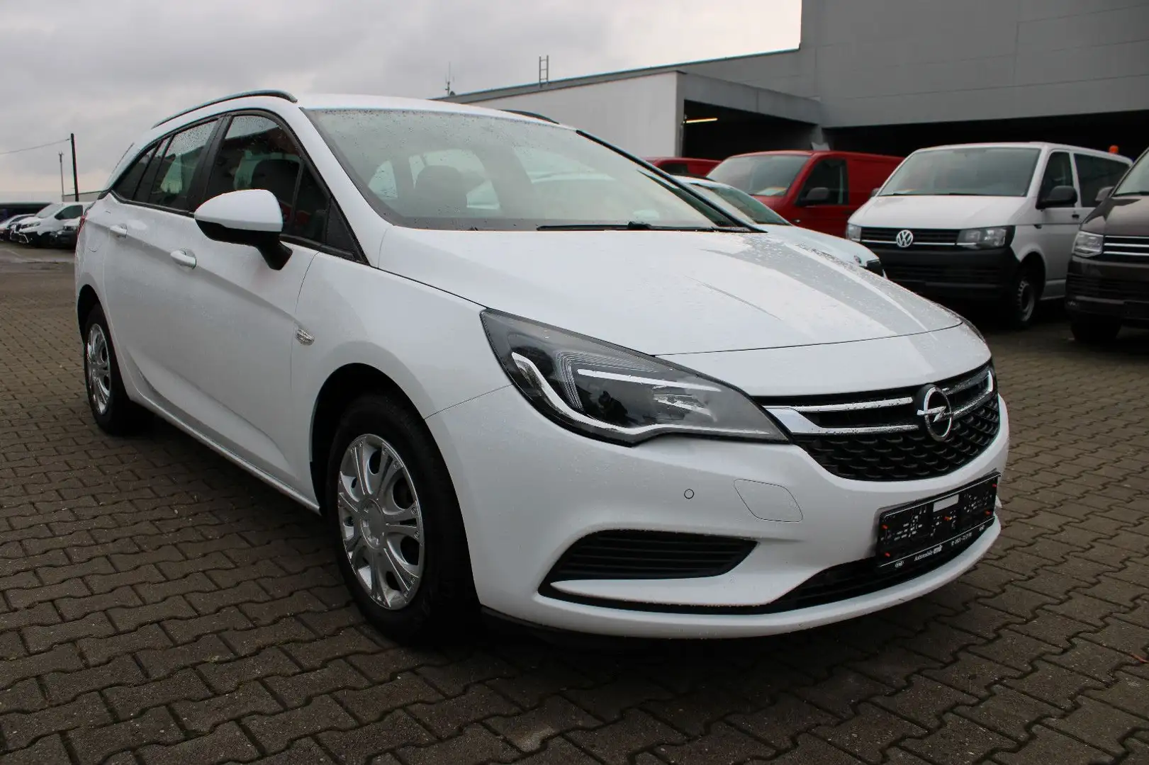 Opel Astra ST 1.6 Diesel Navi,PDC,SHZ,LHZ Weiß - 2