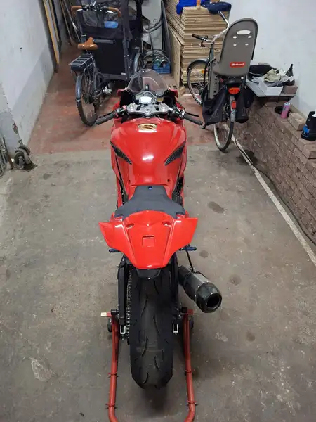 Yamaha YZF-R6 - foto 4
