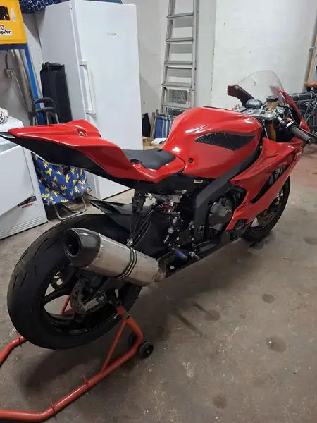 Yamaha YZF-R6 - foto 2