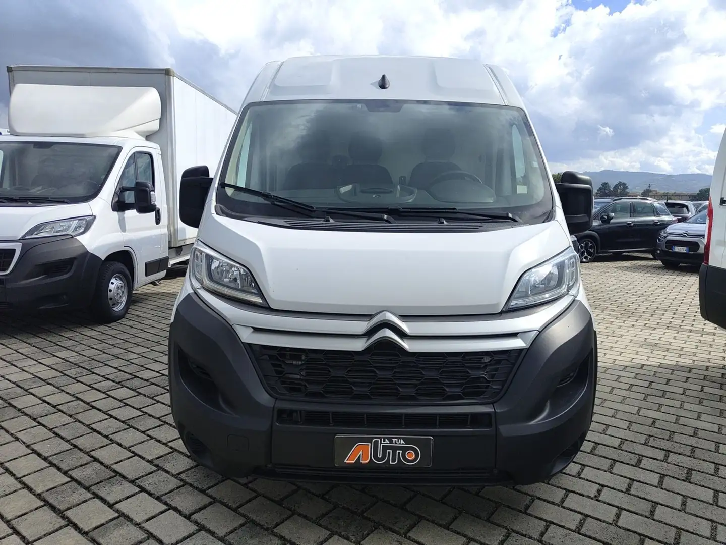 Citroen Jumper JUMPER 2.2 BLUEHDI 120CV L3 H2 Bianco - 2