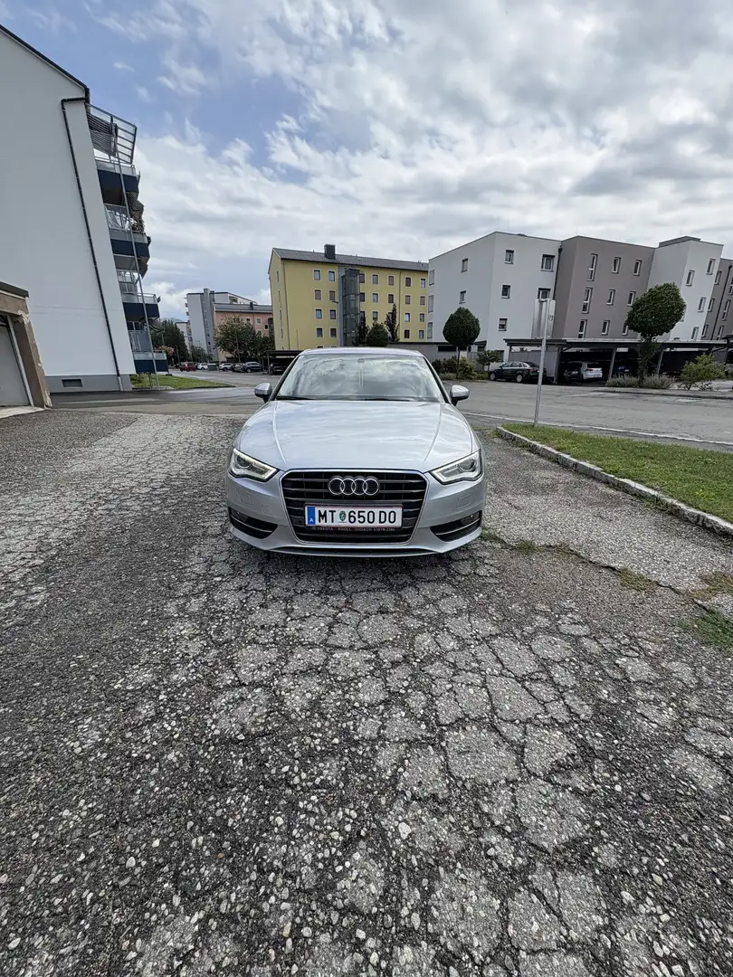 Audi A3 SB Daylight 1,6 TDI            PREIS VERHANDELBAR Grau - 1