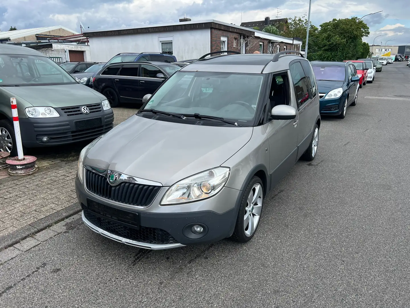 Skoda Roomster 1.2 TSI Scout PLUSEDITION,Panorama,Klimatronic Alu Oro - 1