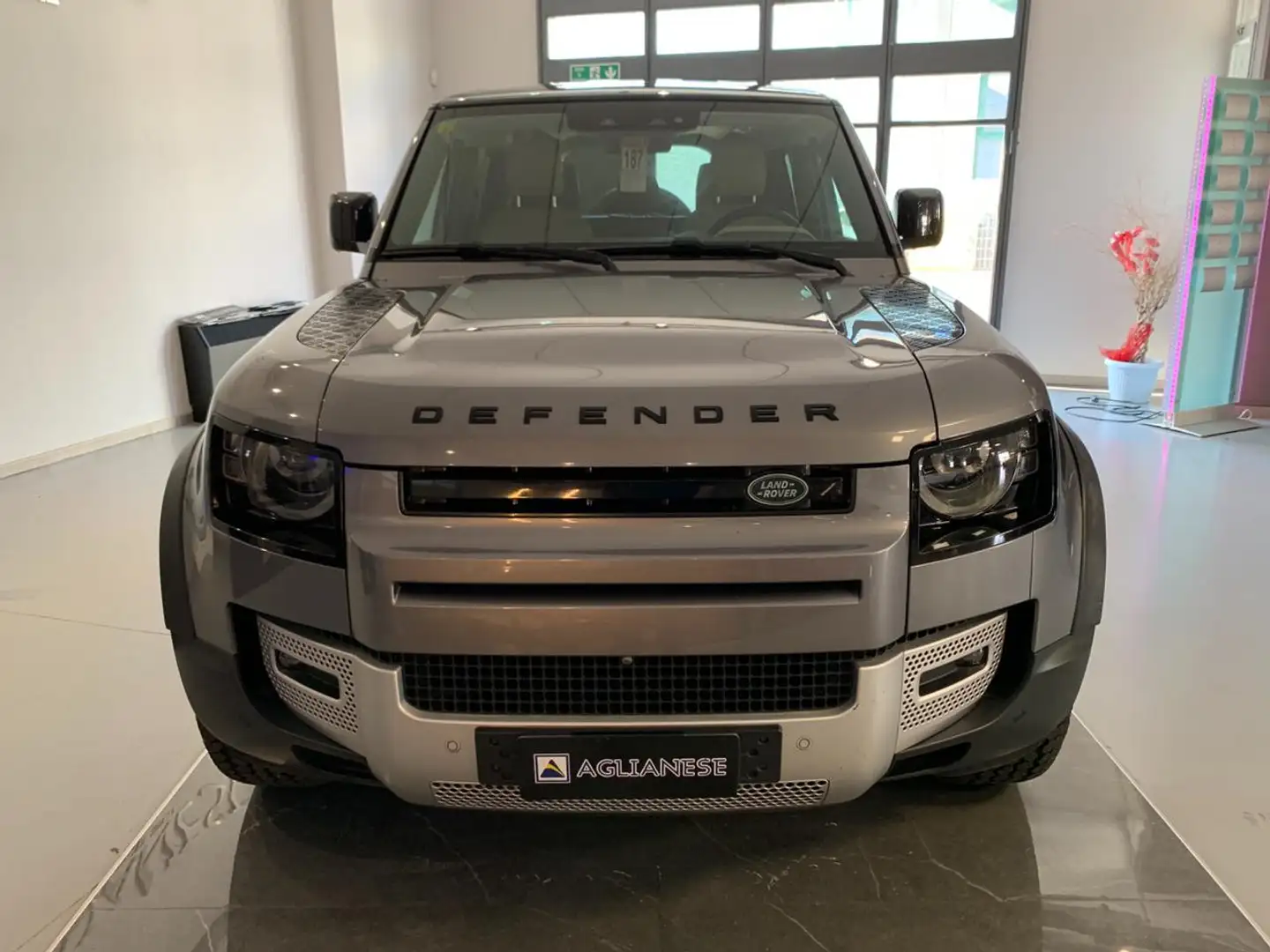 Land Rover Defender 110 2.0 SD4 240CV AWD Auto 72 Yrs. WEB Edition Grigio - 2