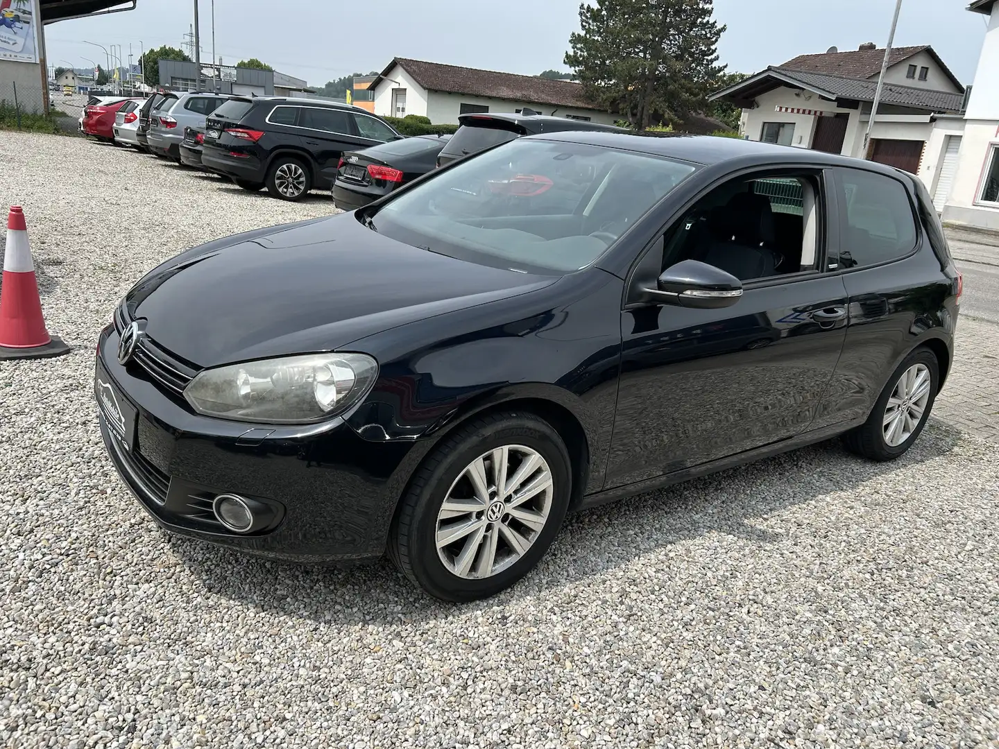 Volkswagen Golf Style 1.4i Klima SHZ Tempomat Euro5 Zwart - 1