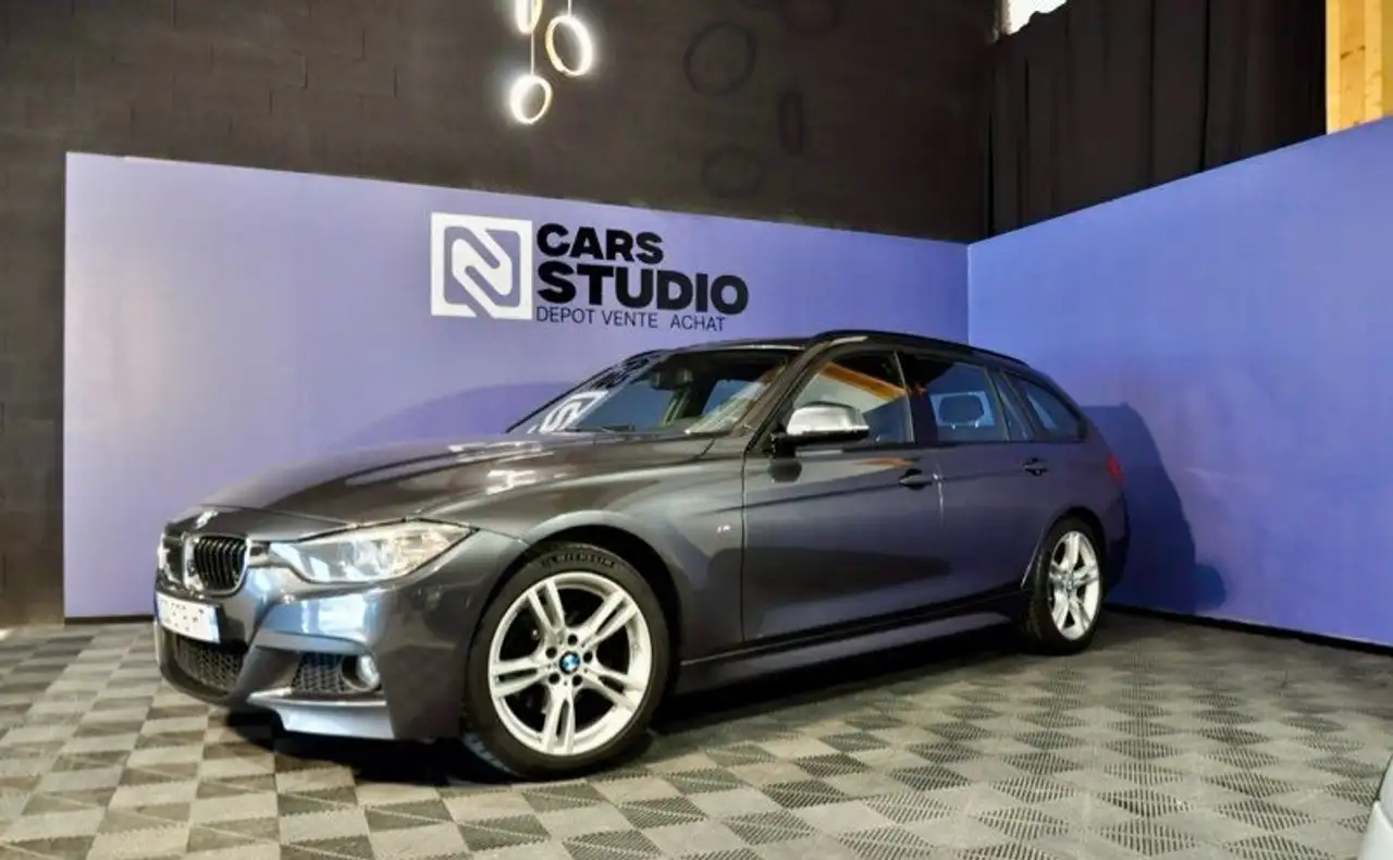 BMW 330