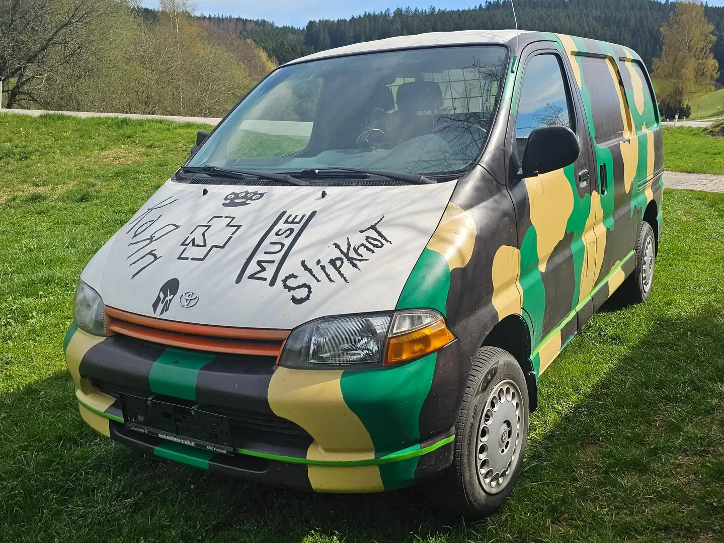 Toyota Hiace Hiace 2,4 kz. TD Weiß - 1