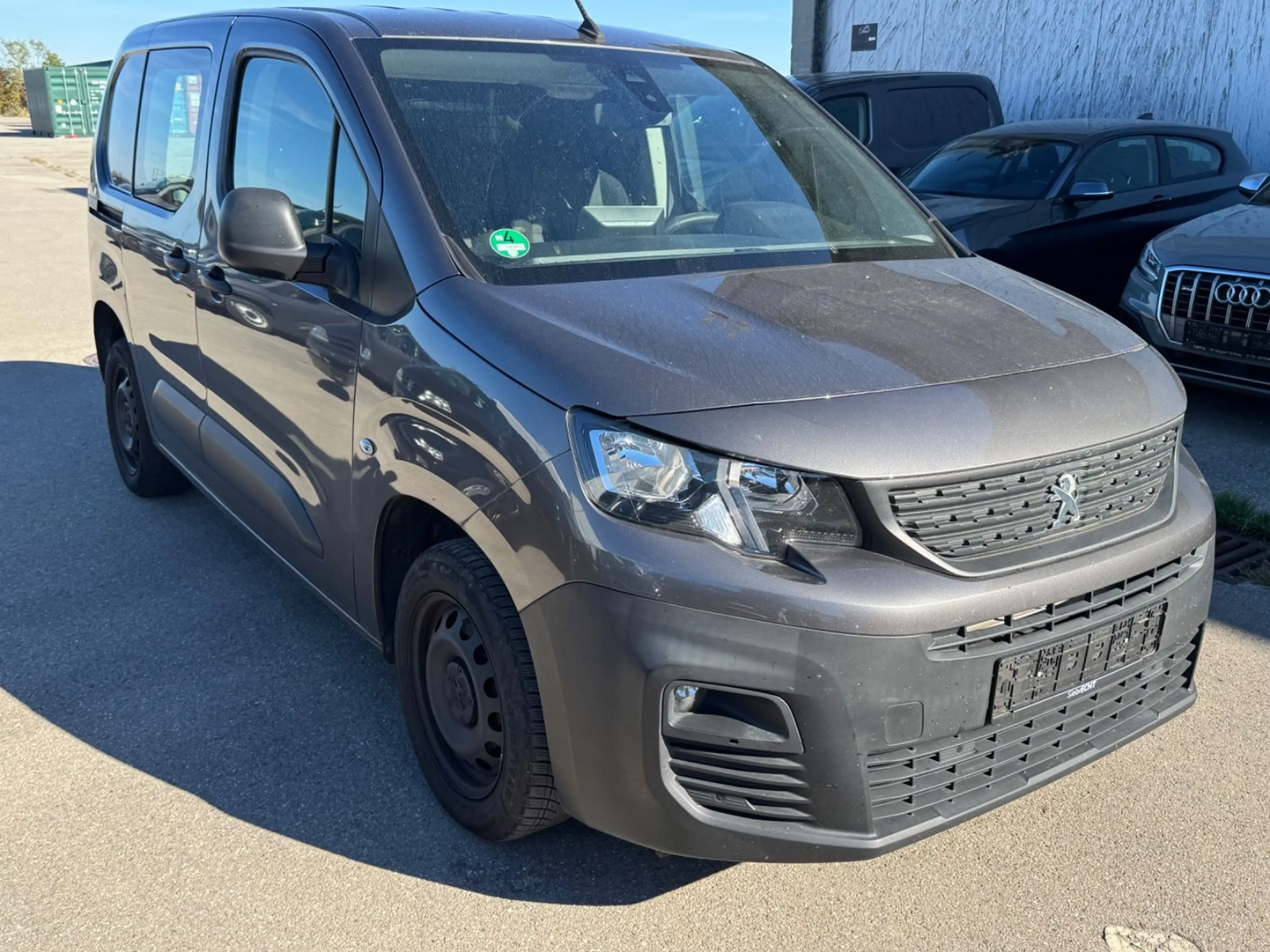 Peugeot Partner Premium L1 5 Stück Klima PDC Navi — photo 2