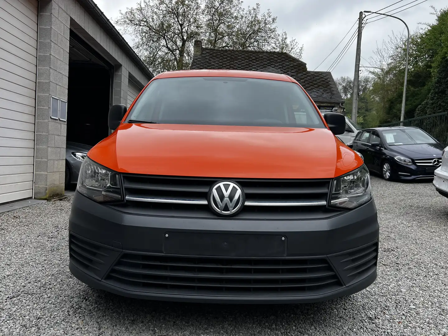 Volkswagen Caddy Fourgon utilitaire - 20 Tdi 75cv - TVAC Naranja - 1