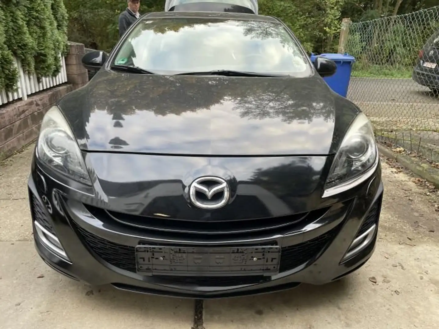 Mazda 3 3 Fließheck 2.0 MZR DISI High-Line/KeylessGO Schwarz - 1