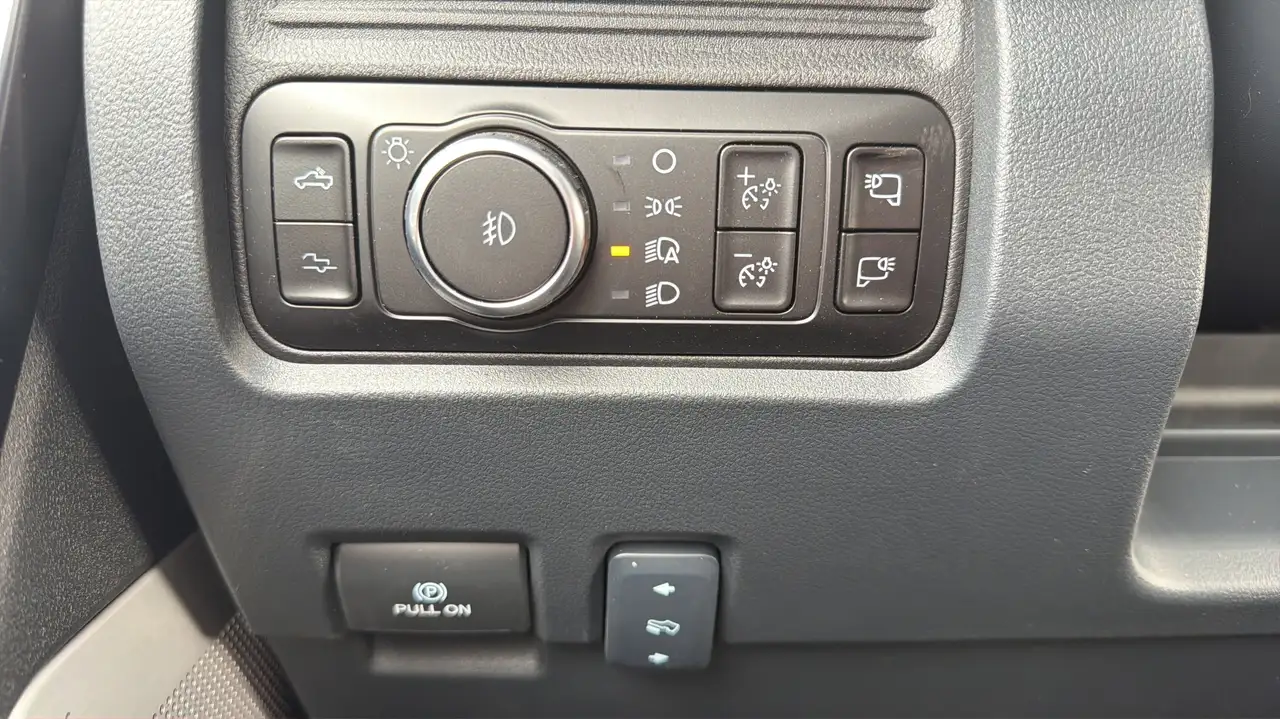 Ford F 350 снимка Ford F 350