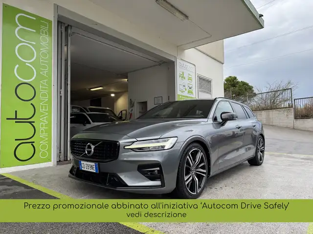 Volvo V60 2.0 b4 R-Design Hybrid MANUT VOLVO GARANZIA 24MESI