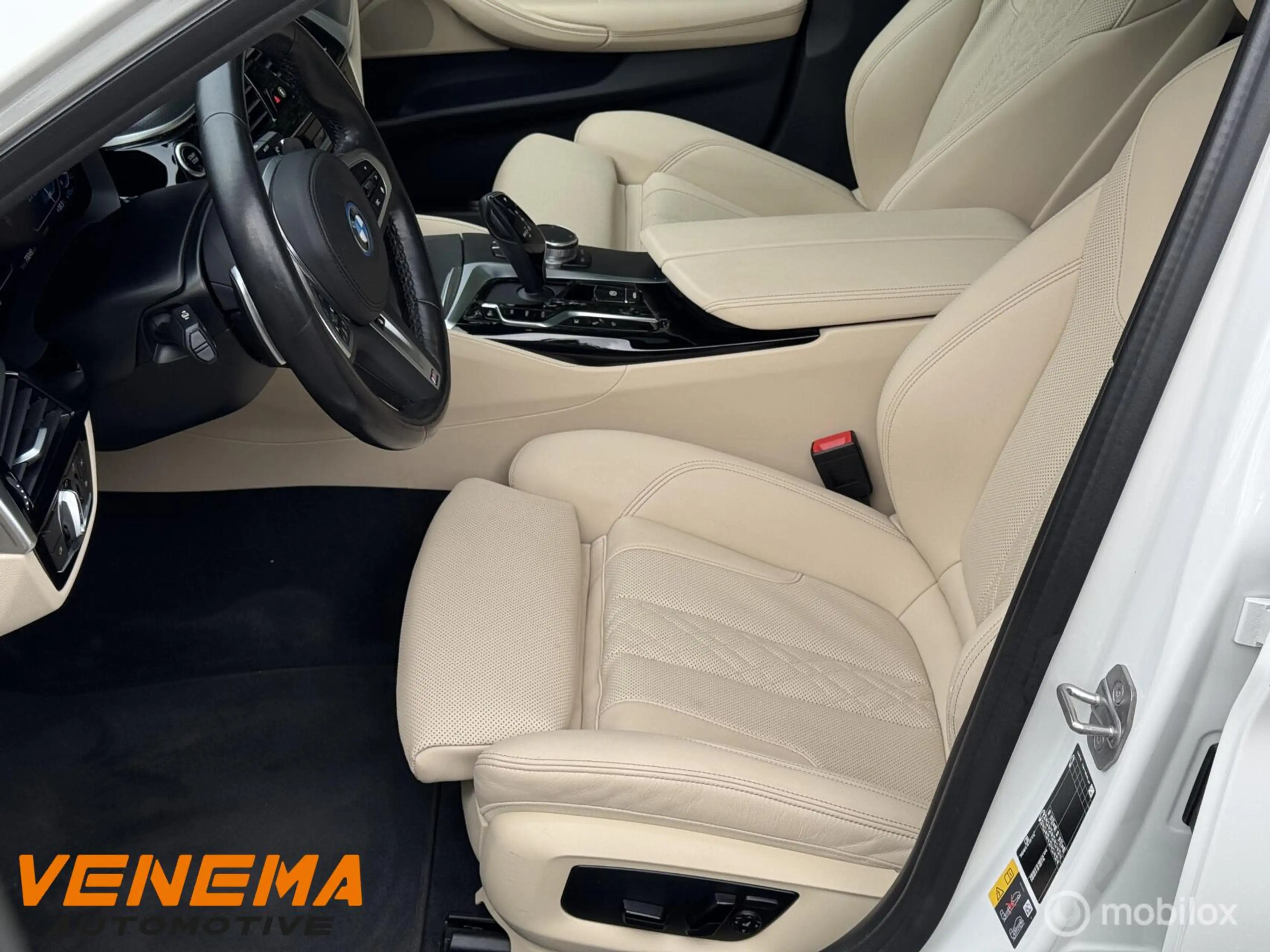 BMW 530 5-serie Touring 530e Business Edition Plus Sensate — photo 7