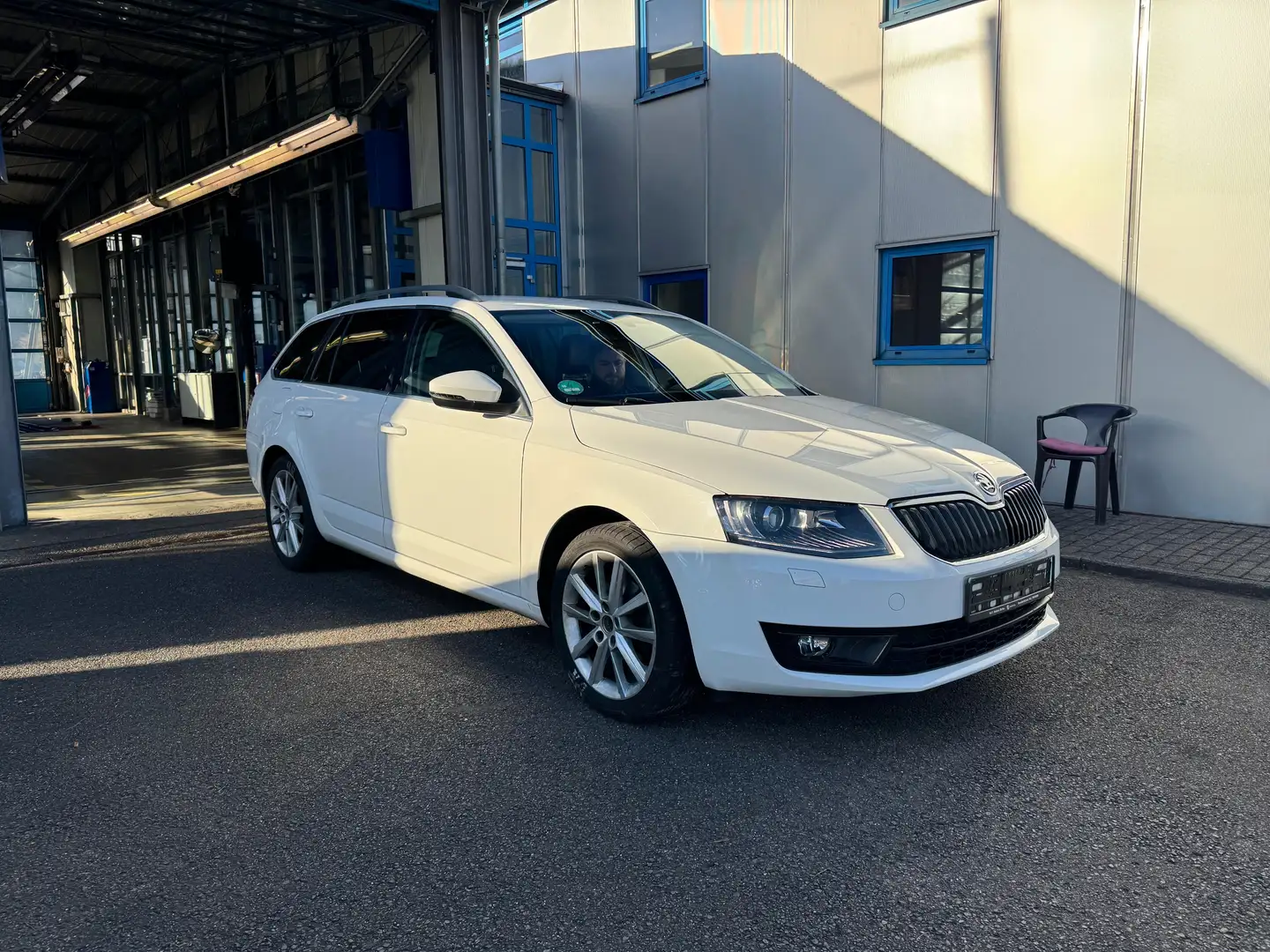 Skoda Octavia Elegance 2.0TDI 8Fach LED 05/2027 Fehér - 1