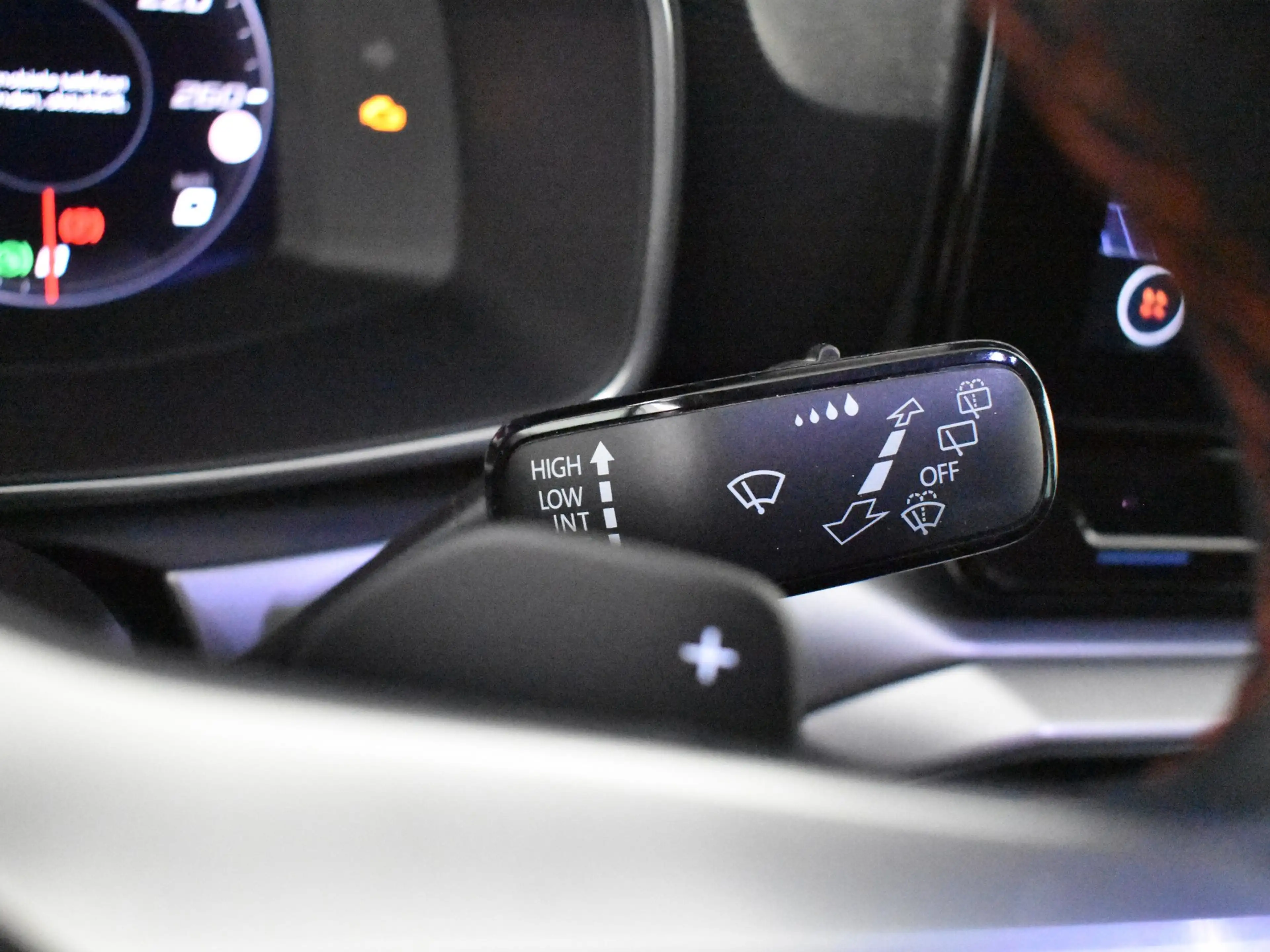 SEAT Leon e-Hybrid Sportstourer 1.4 TSI eHybrid PHEV FR Business Inte — photo 18