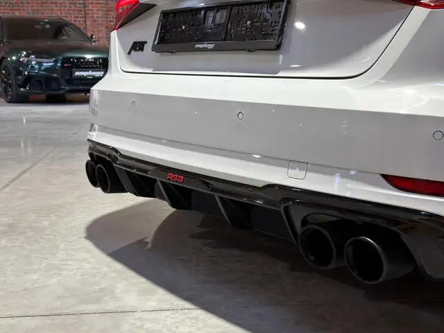 Audi RS3 view 9