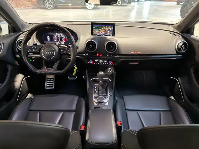 Audi RS3 view 14