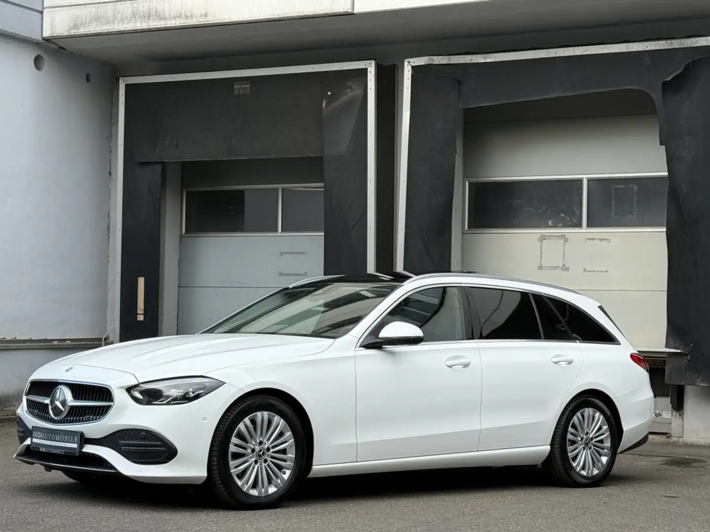 Mercedes-Benz C 220 D Avantgarde LED Pano Distronic Rü-Kamera Blanco - 2