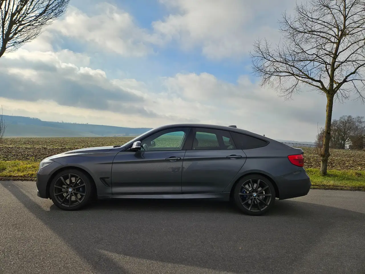 BMW 335