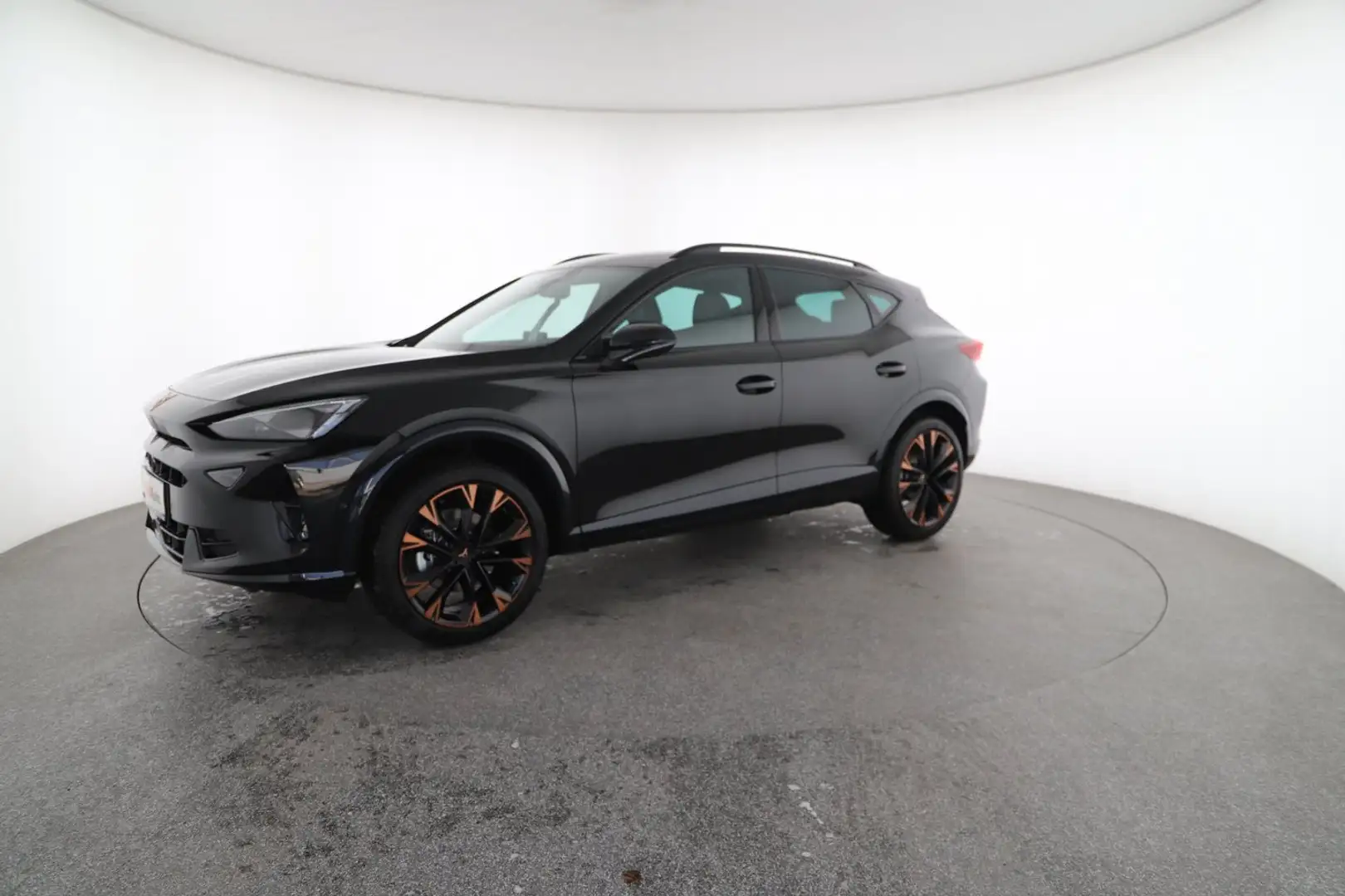 CUPRA Formentor 1.5 e-TSI 150 PS DSG Schwarz - 2