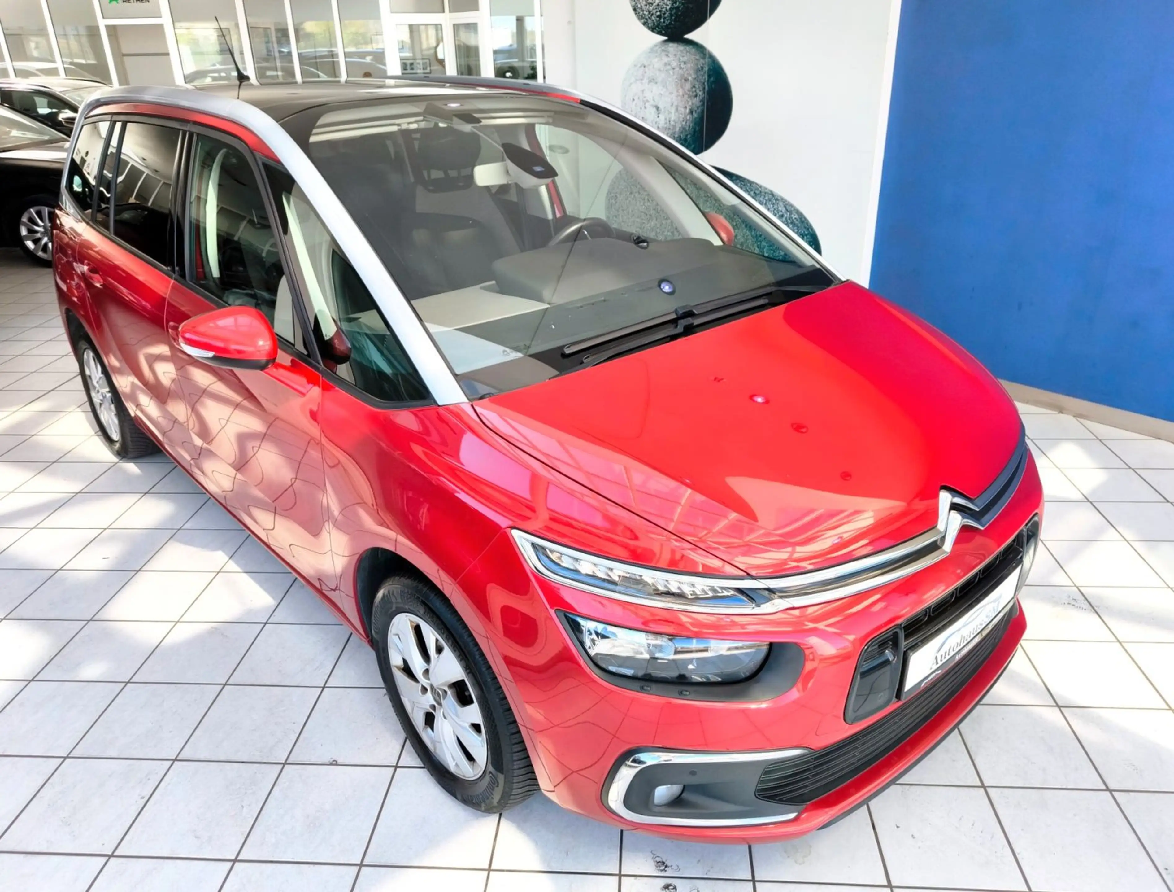 Citroen Grand C4 Picasso Grand C4*Selection*Panorama*Ahk*7 Sitzer* — photo 4
