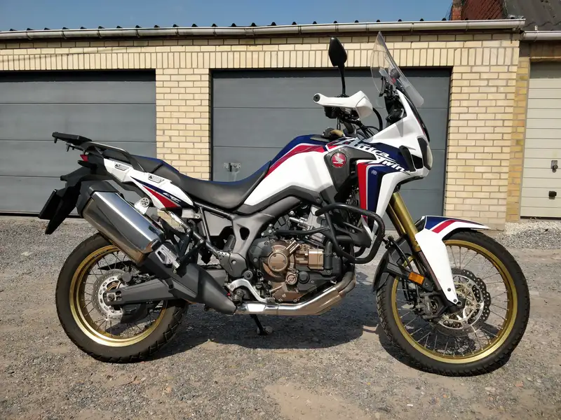 Honda CRF 1000 - foto 3