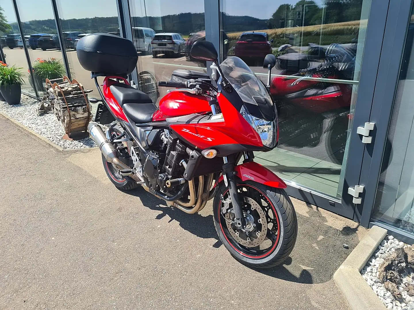 Suzuki GSF 650 SAK9 - 2
