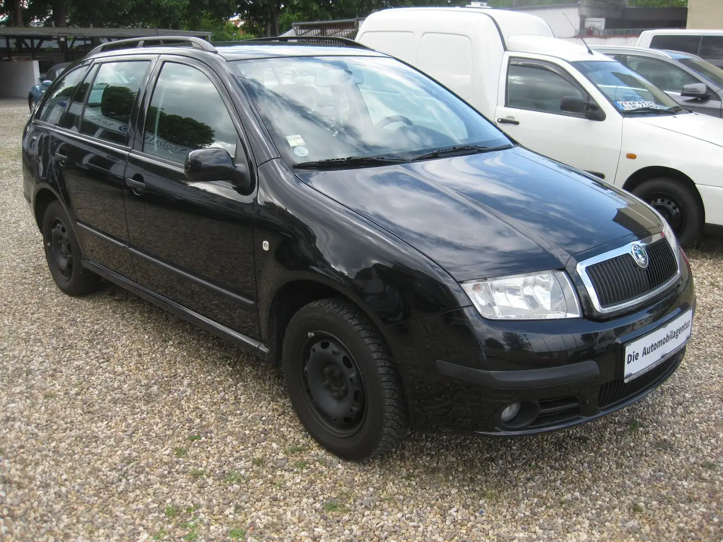 Skoda Fabia Combi Ambiente/Klima/TÜV/1Hd. Fekete - 2