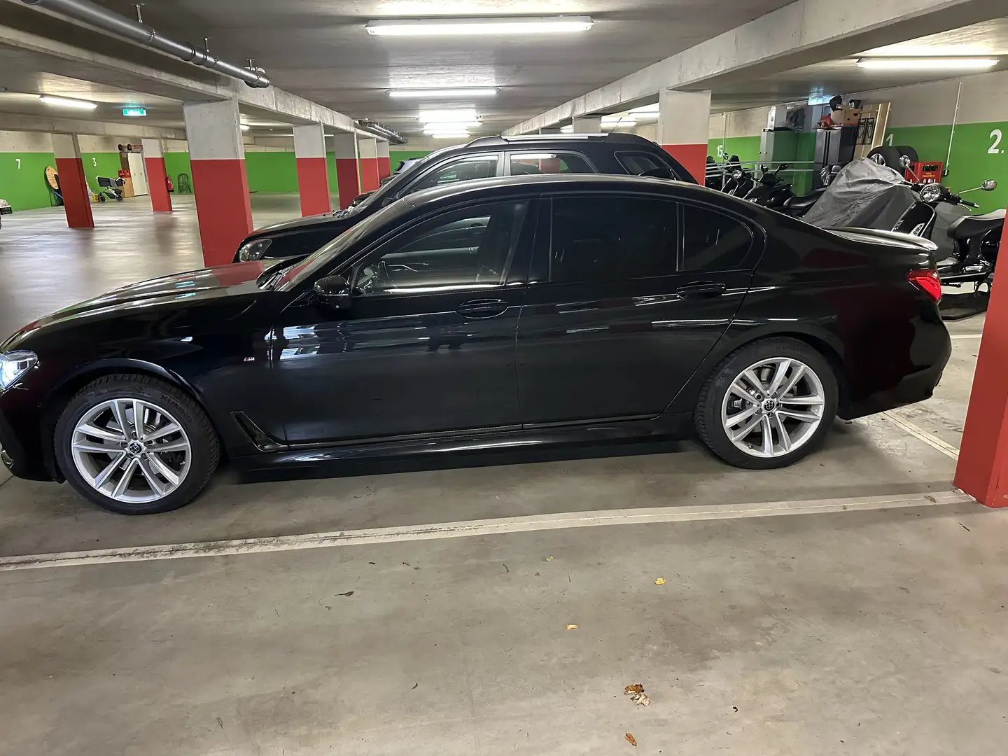 BMW 730 730d xDrive Aut. M-Paket innen/außen - 2