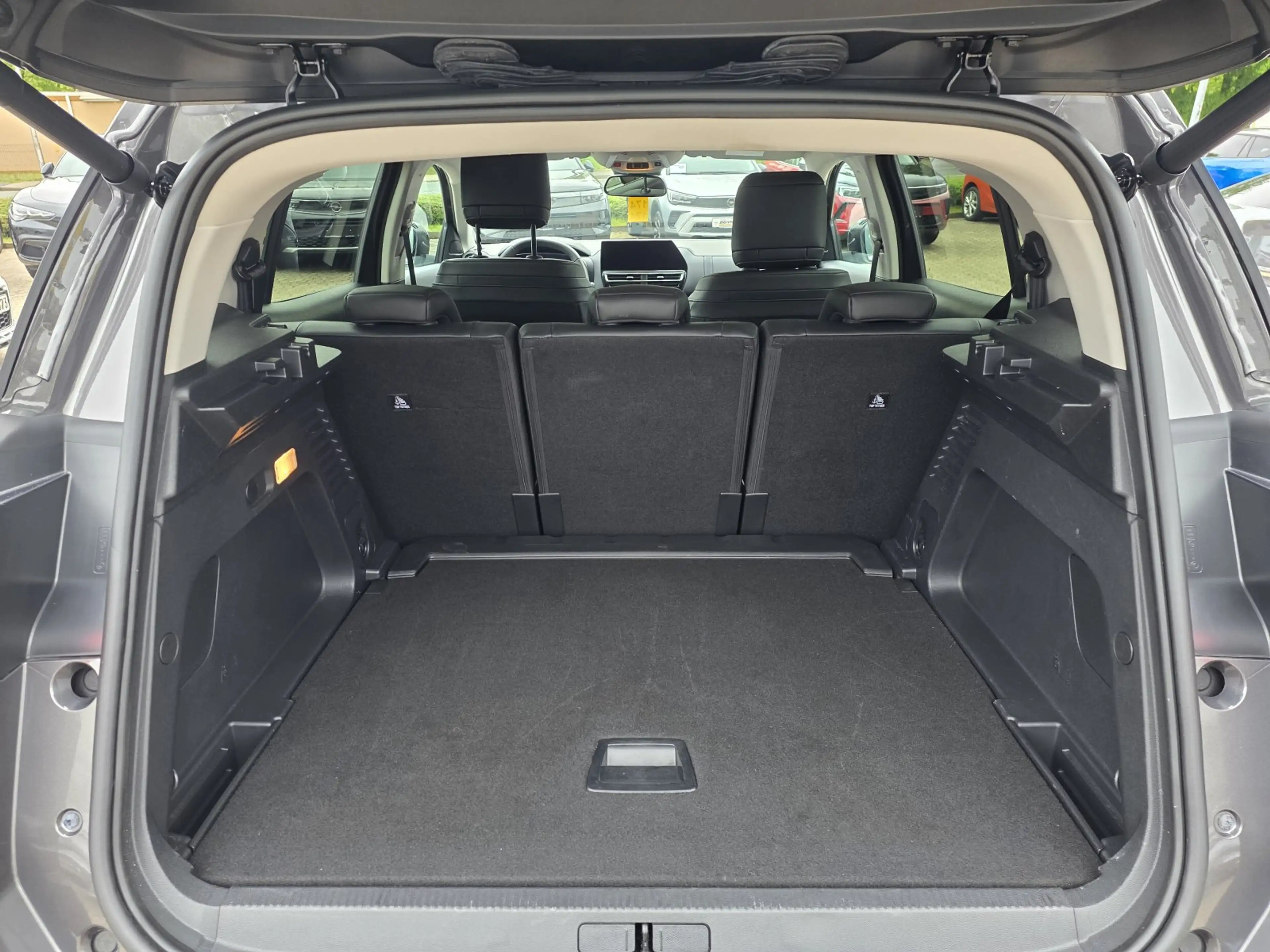 Citroen C5 Aircross Max Hybrid E-DSC6/KLIMA-AT/NAVI/SHZ/PDC V — photo 9