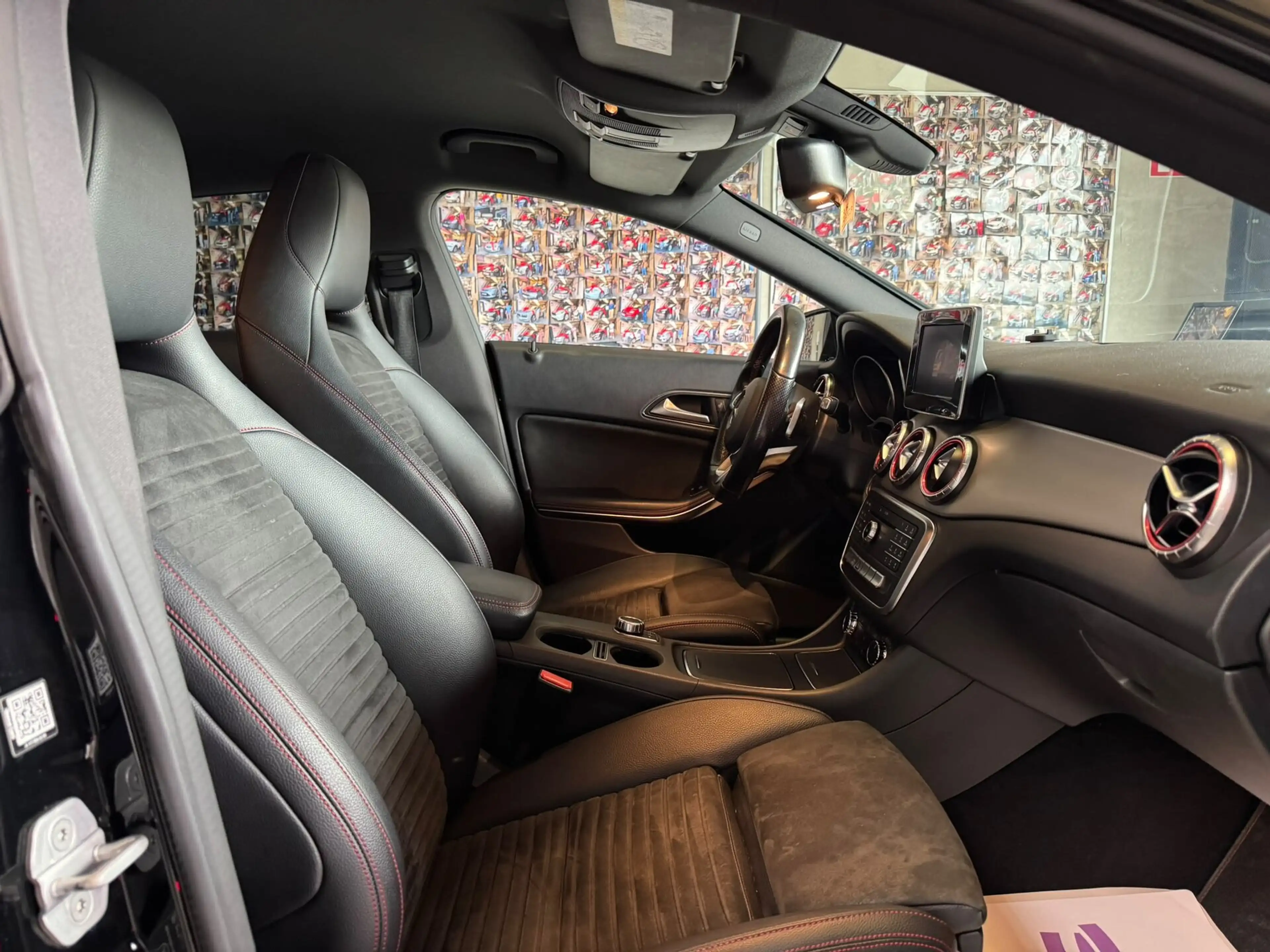 Mercedes-Benz CLA 180 Benzine Automaat GPS Camera — photo 8