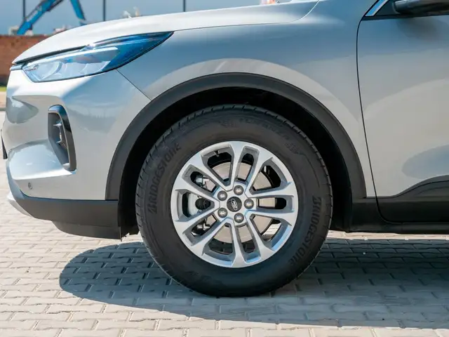 Ford Kuga view 9